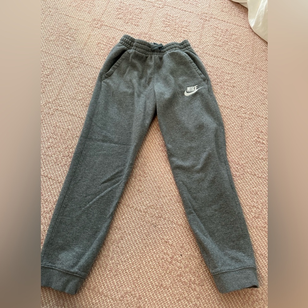 NIKE Boys Grey Joggers